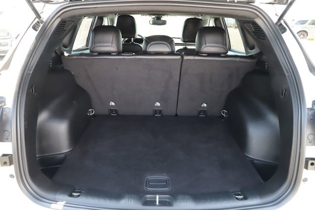 Used 2025 Jeep Compass Limited AWD/4WD image 8