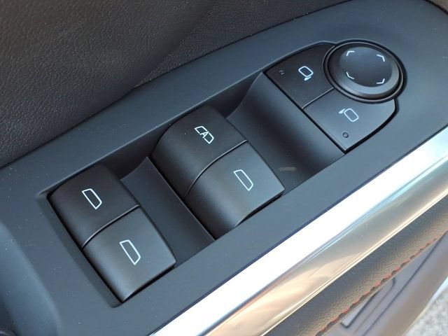 New 2026 Chevrolet Traverse Z71 w/ Enhanced Driving Package AWD/4WD image 18