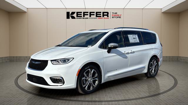 New 2026 Chrysler Pacifica Pinnacle
