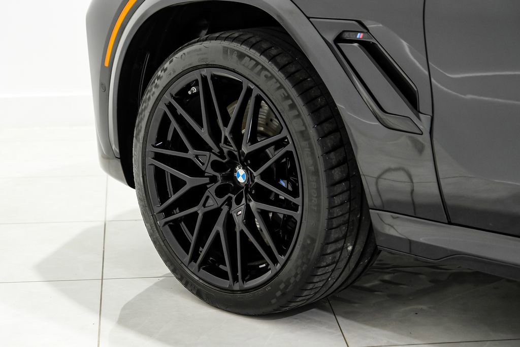 Used 2025 BMW X6 M Competition w/ Executive Package image 59