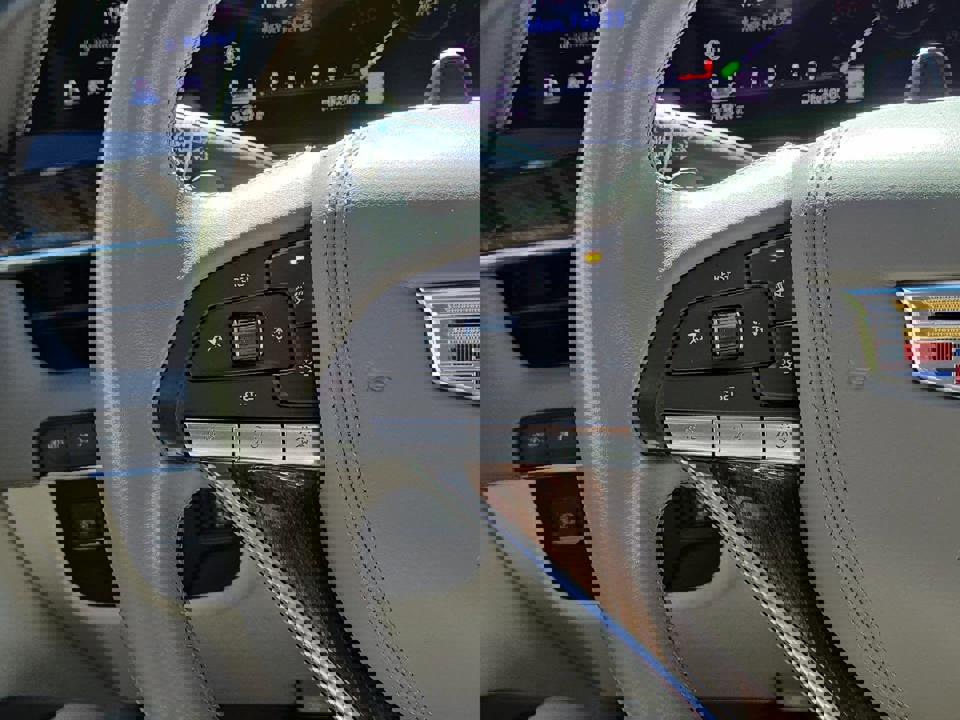 Certified 2022 Cadillac Escalade Sport Platinum w/ Heavy-Duty Trailer Package image 21