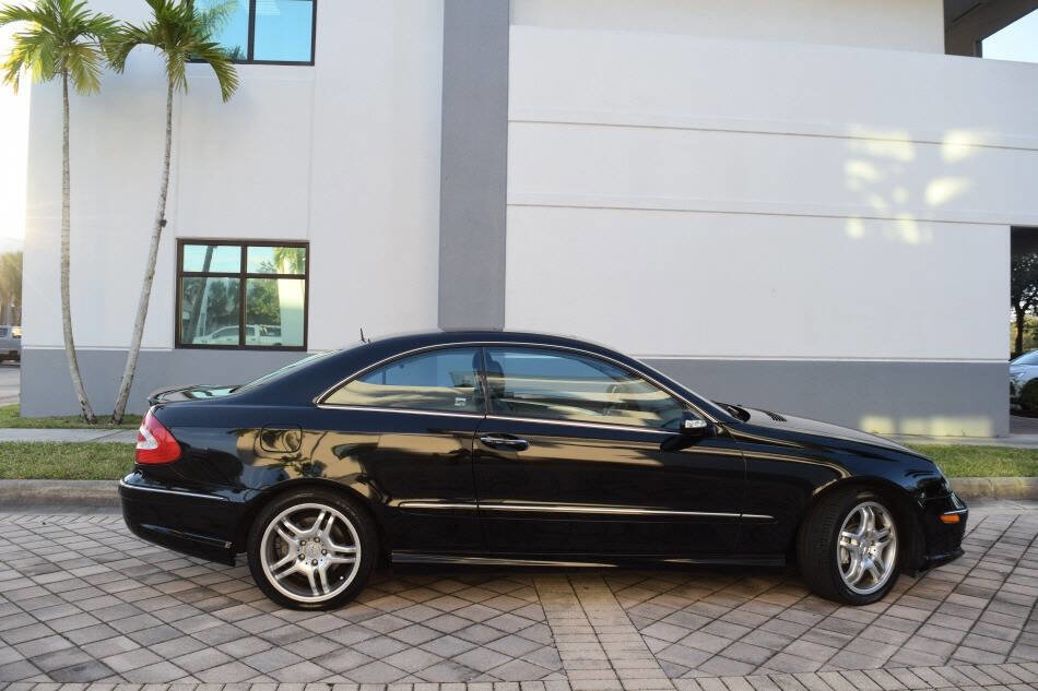 Used 2003 Mercedes-Benz CLK 55 AMG Coupe image 7