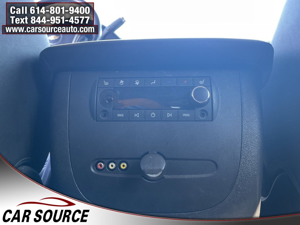 Used 2013 Chevrolet Suburban LTZ image 17