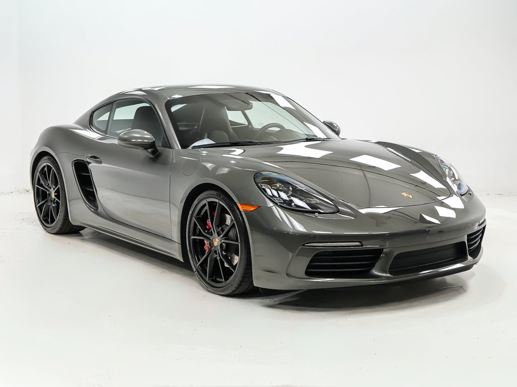Used 2025 Porsche 718 Cayman S RWD image 8
