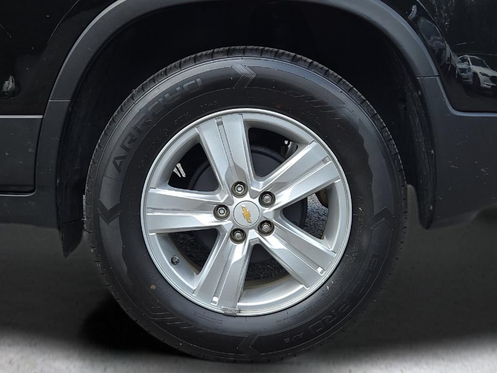 Used 2020 Chevrolet Trax LS w/ Tint and Cruise Package FWD image 23