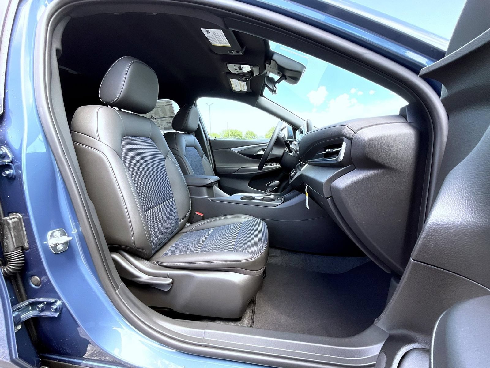 New 2026 Buick Envista Preferred FWD image 15