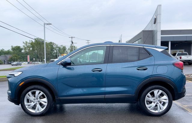 Used 2024 Buick Encore GX Preferred w/ Comfort Package AWD/4WD image 9