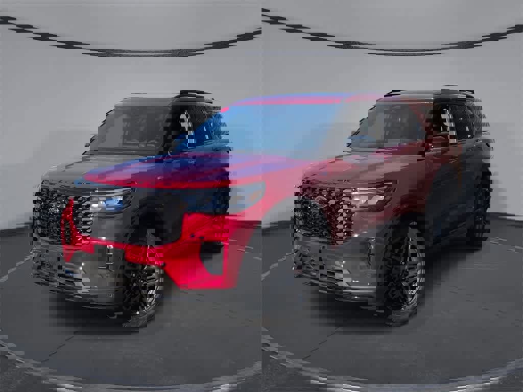 New 2025 Ford Explorer ST-Line w/ Premium Package