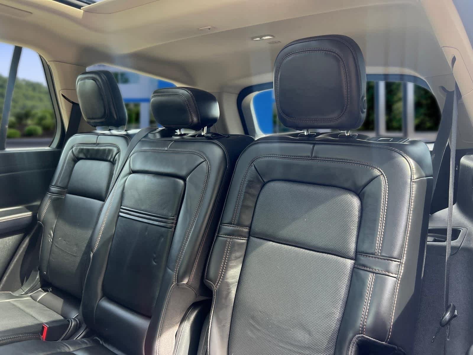 Used 2020 Lincoln Aviator Reserve AWD/4WD image 28