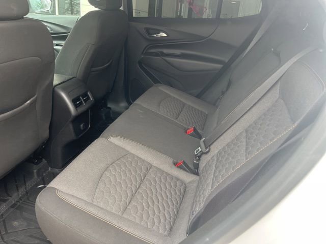 Used 2018 Chevrolet Equinox LT AWD/4WD image 16