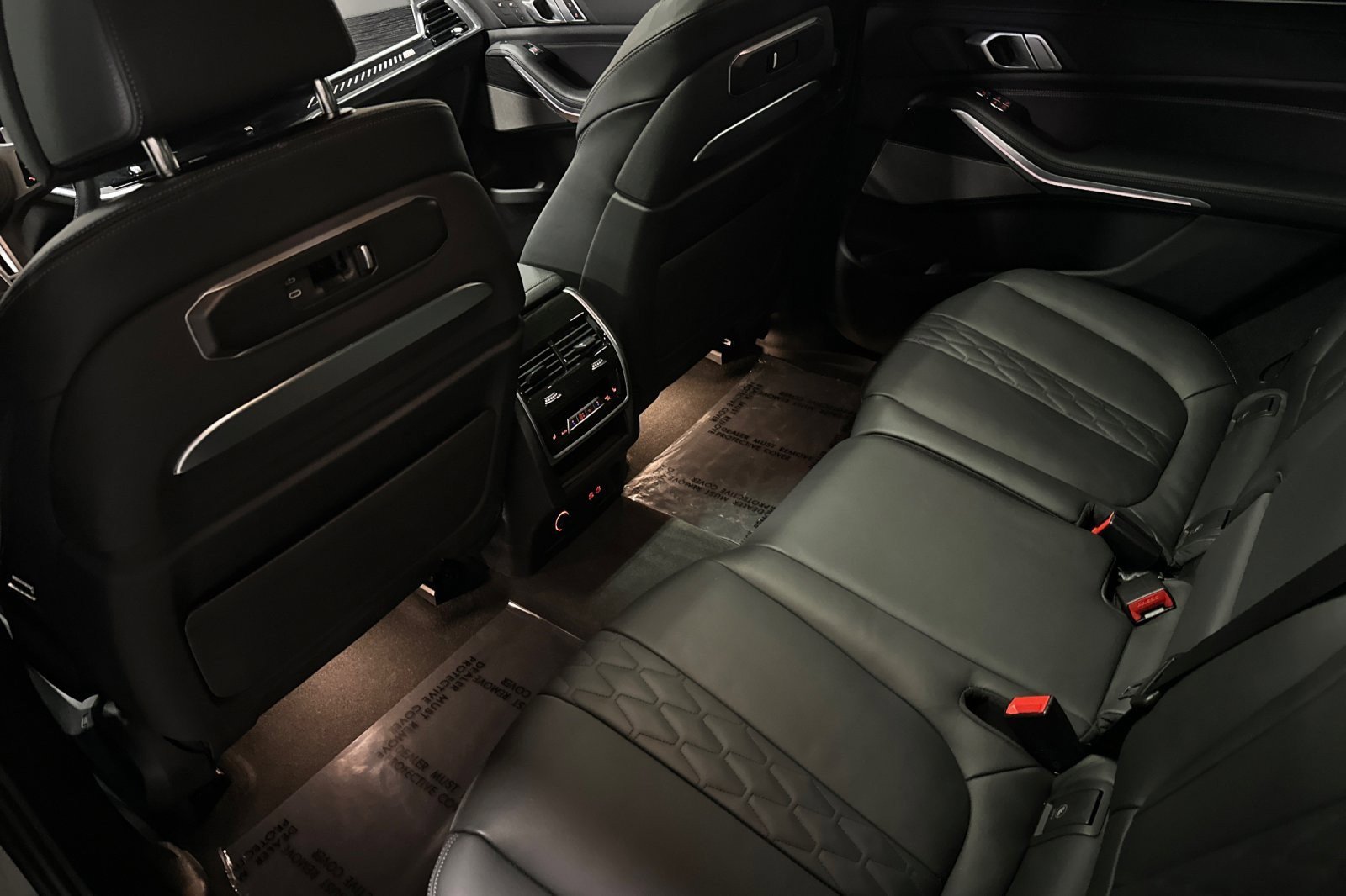 Used 2025 BMW X7 M60i AWD/4WD image 11