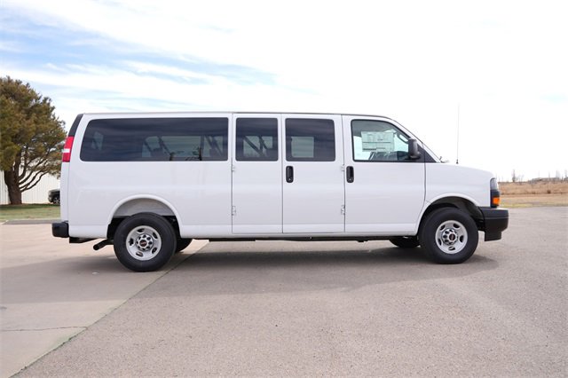New 2025 GMC Savana 3500 LS image 3