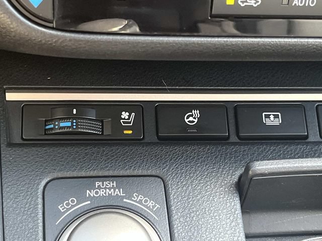 Used 2017 Lexus ES 350 w/ Luxury Package FWD image 39