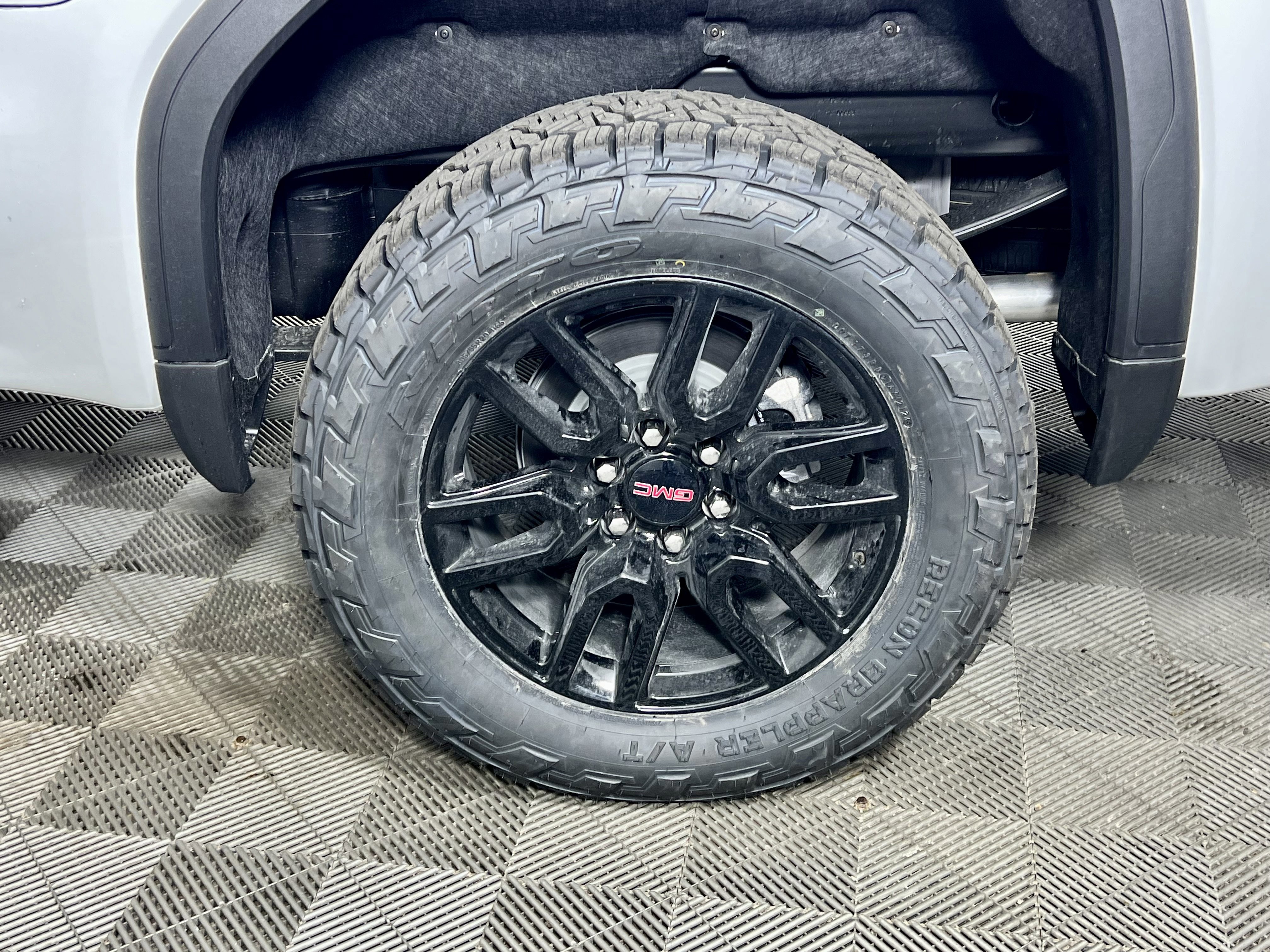 New 2026 GMC Sierra 1500 Elevation w/ Elevation Premium Package image 36