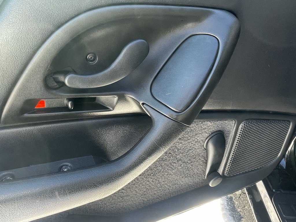 Used 2000 Chevrolet Camaro Z28 image 18