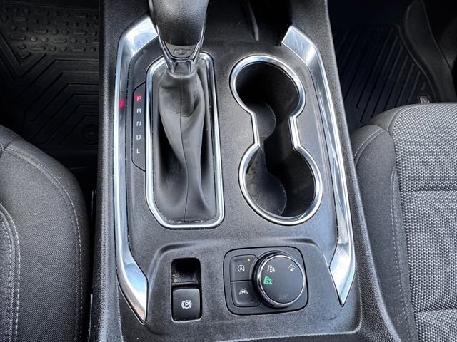 Used 2023 Chevrolet Traverse LT w/ Rear Camera Mirror Package image 30