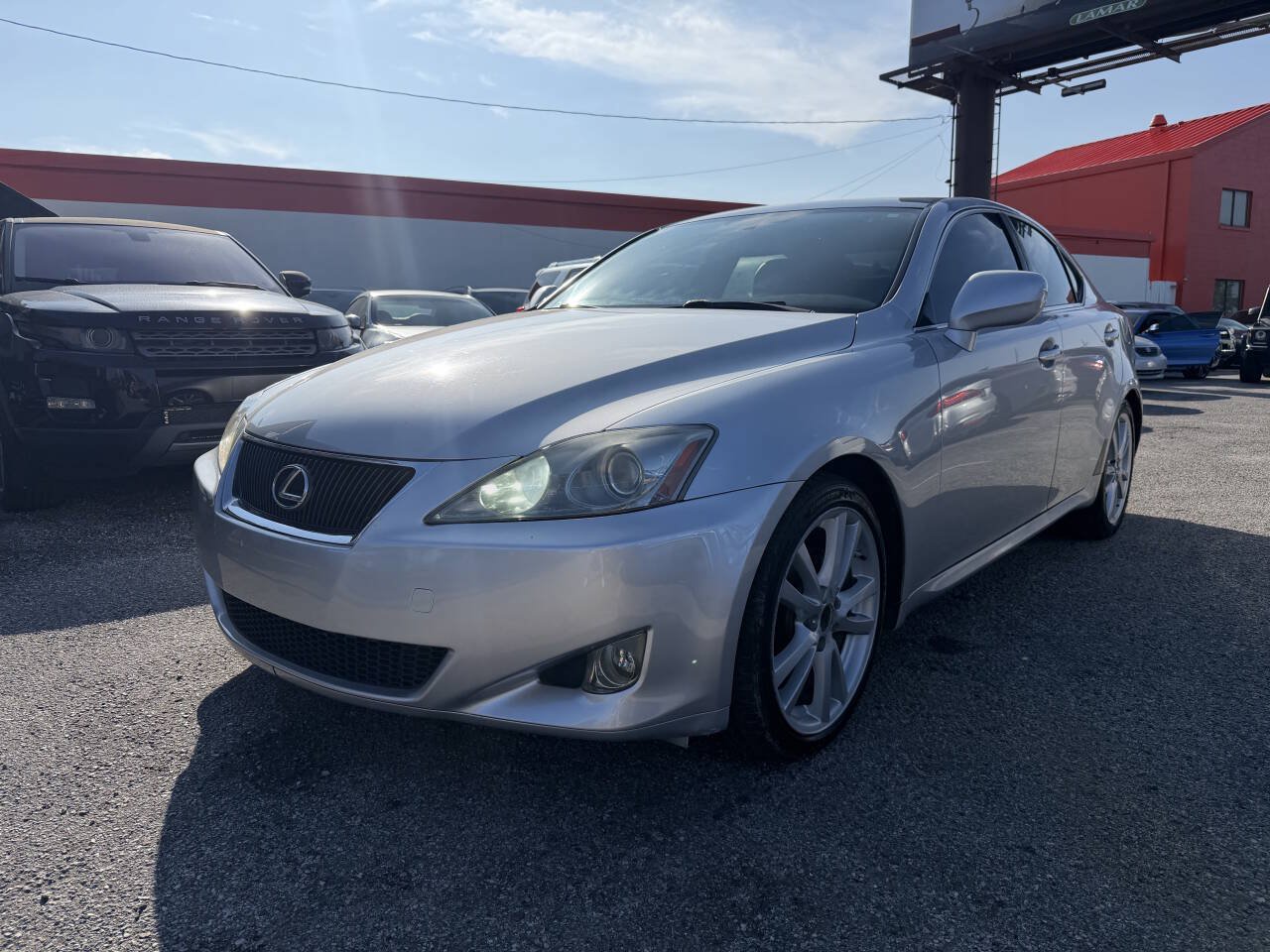 Used 2007 Lexus IS 250 w/ Preferred Accessory Pkg RWD image 2