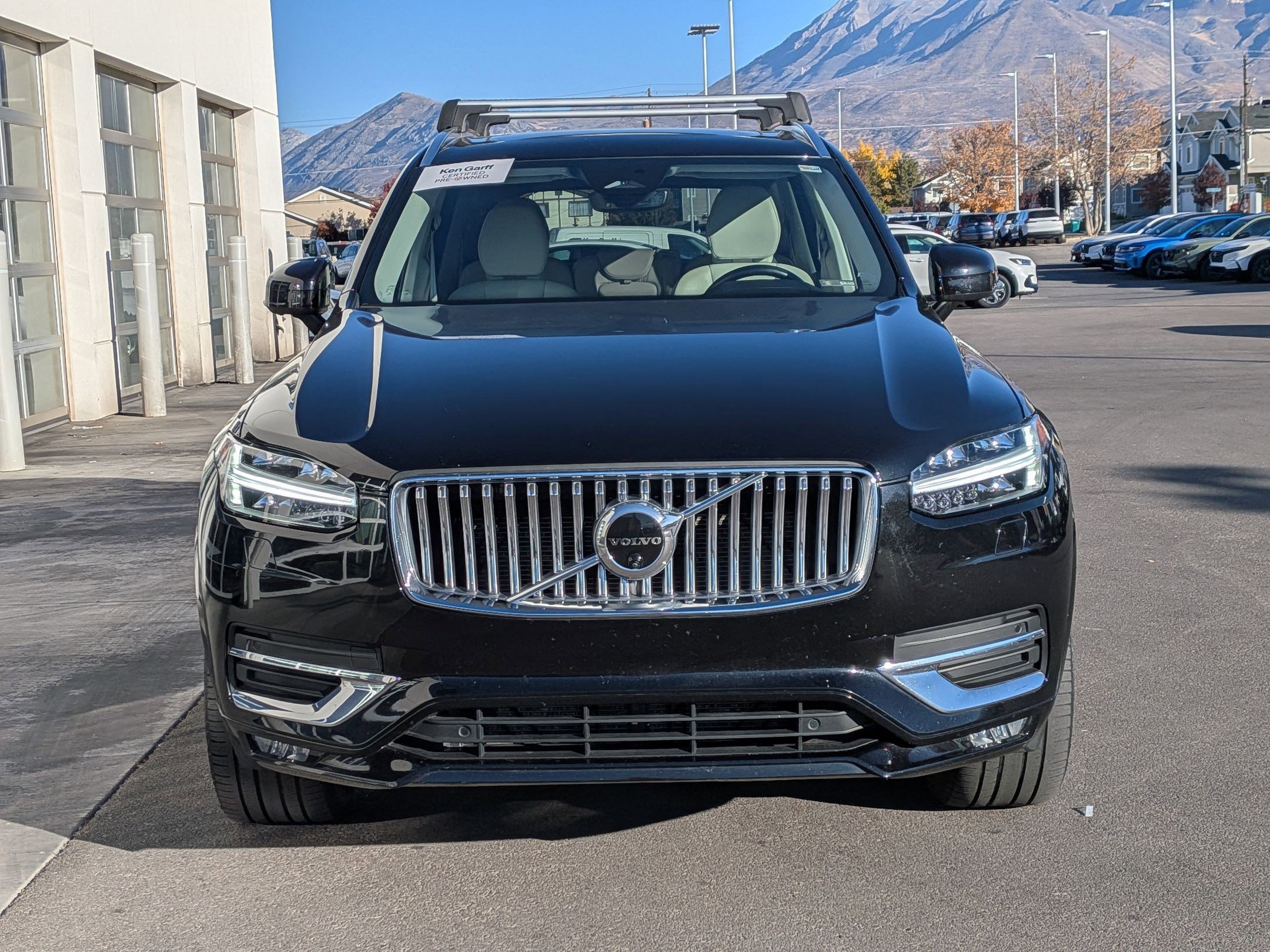 Used 2023 Volvo XC90 B6 Plus w/ Protection Package Premier image 11