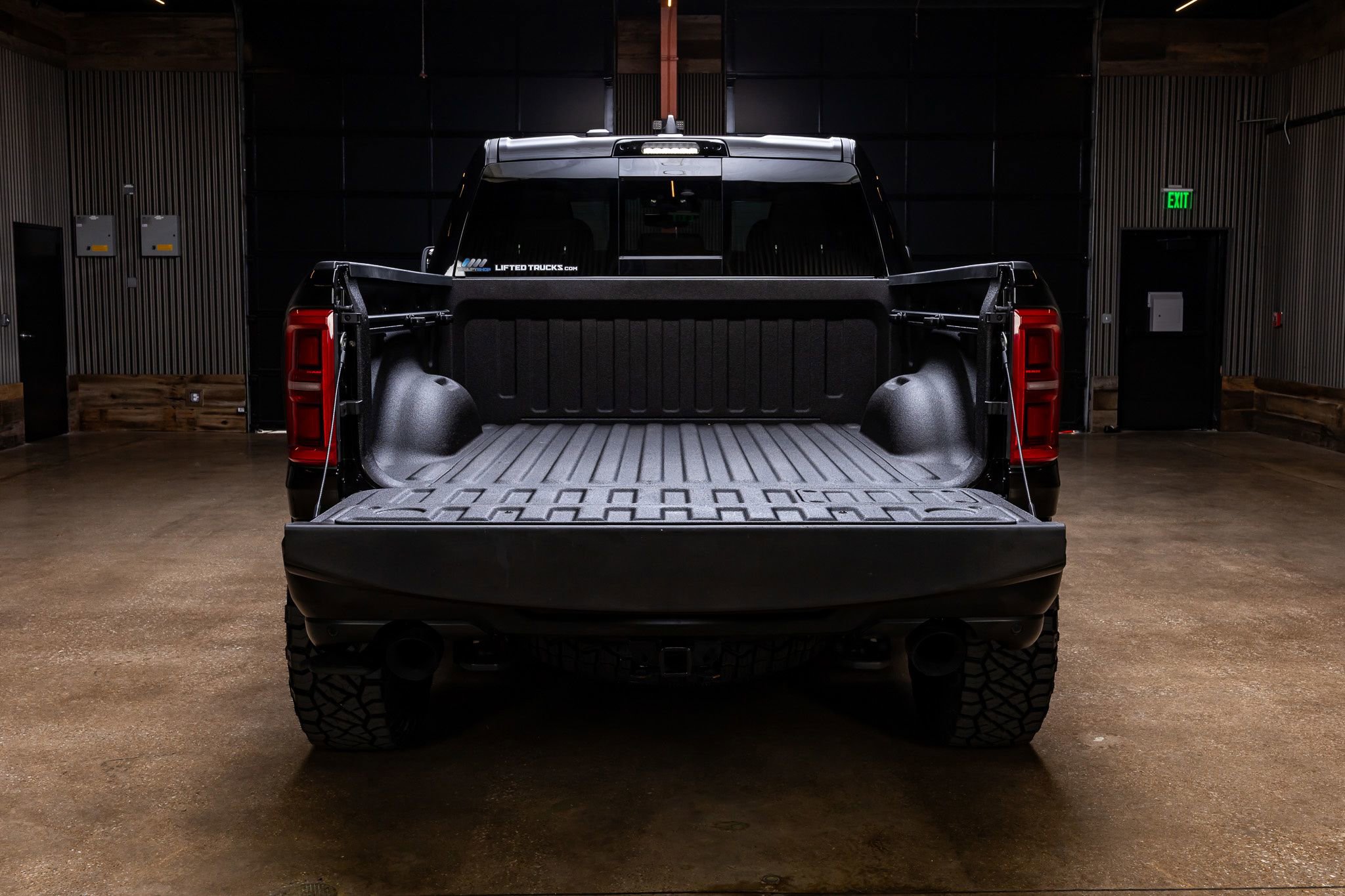 Used 2025 RAM 1500 RHO w/ RHO Level 1 Equipment Group image 9