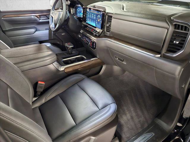 Used 2024 Chevrolet Silverado 1500 LT Trail Boss w/ LT Trail Boss Premium Package image 19