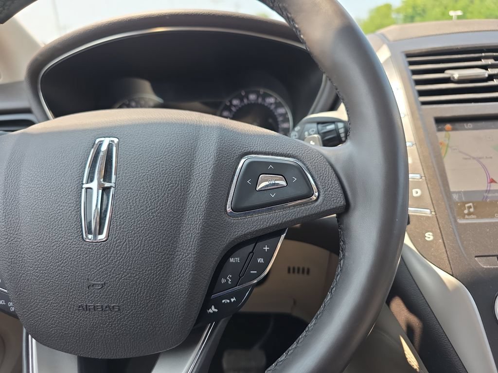 Used 2019 Lincoln MKC Reserve AWD/4WD image 28