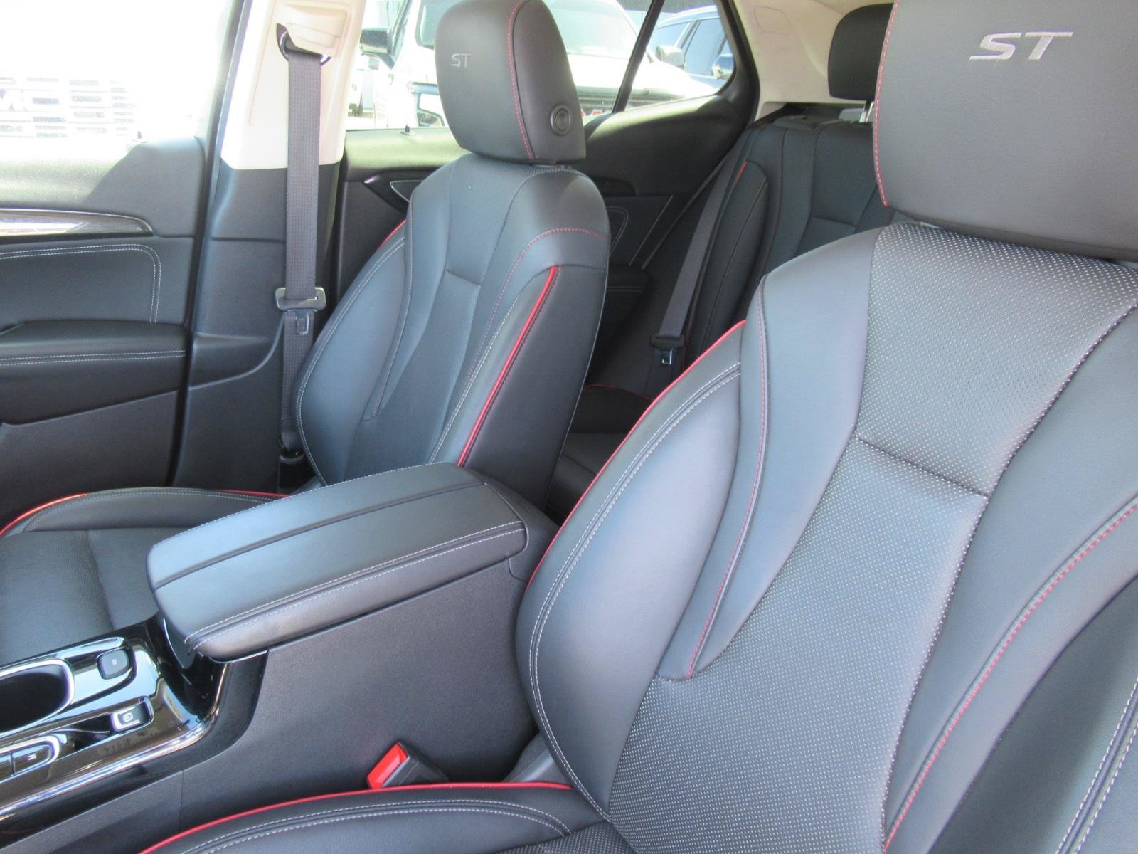 Used 2023 Buick Envision Essence w/ Sport Touring Package AWD/4WD image 20