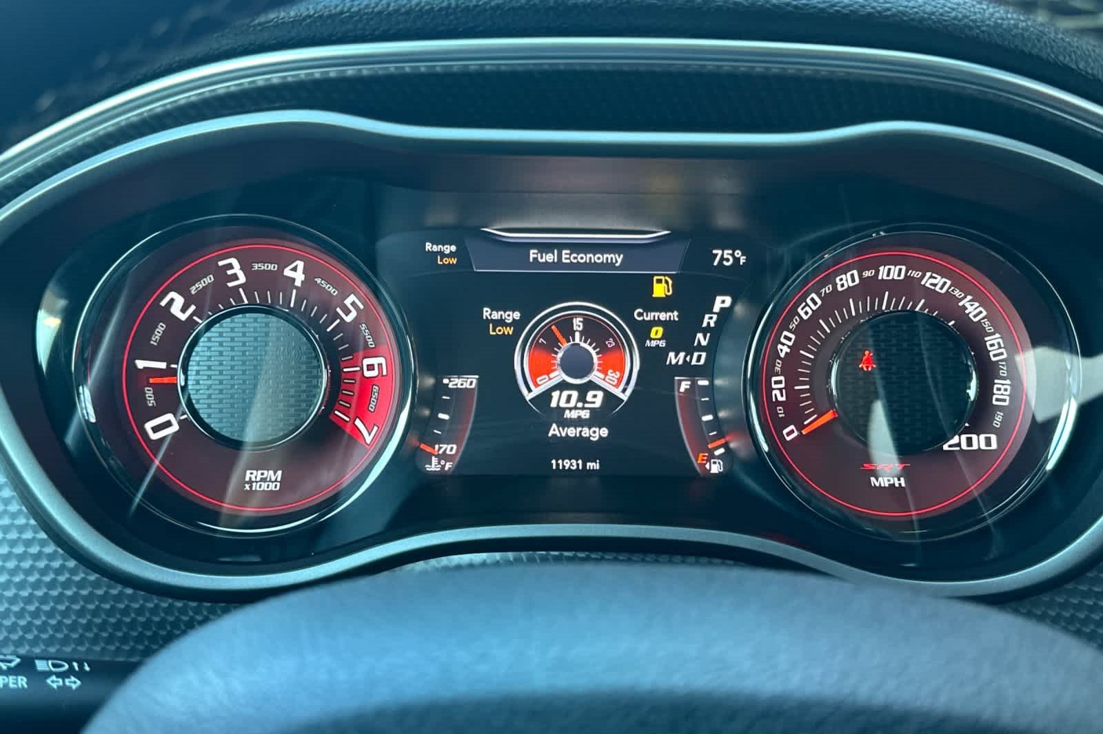 Used 2015 Dodge Challenger SRT Hellcat image 23