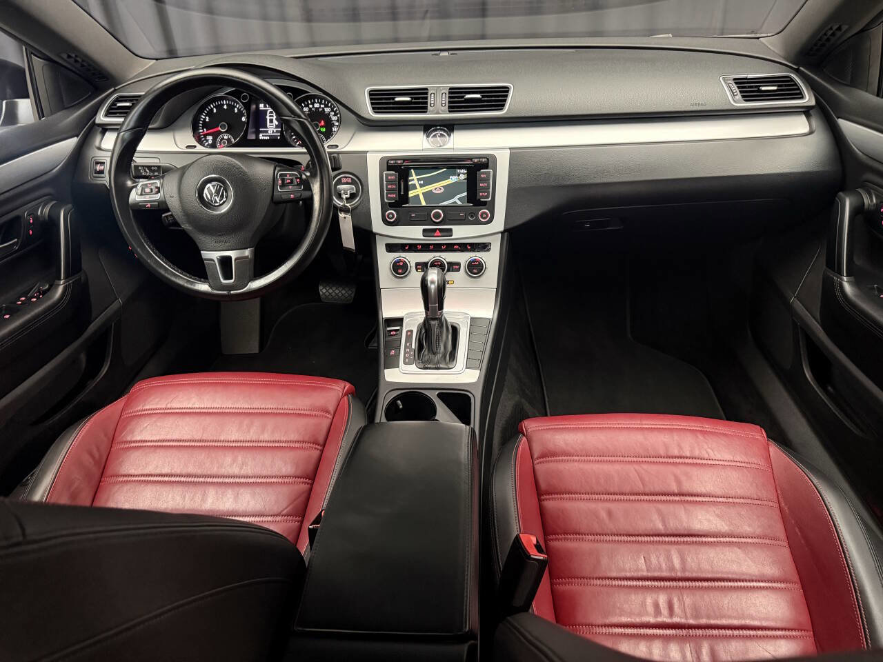 Used 2015 Volkswagen CC R-Line FWD image 16