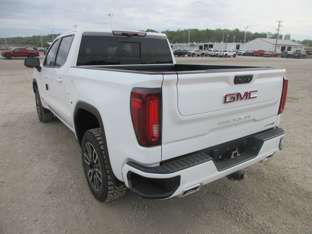 New 2026 GMC Sierra 1500 AT4 w/ AT4 Premium Package AWD/4WD image 9
