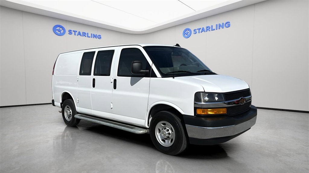 Used 2024 Chevrolet Express 2500 w/ Driver Convenience Package image 13