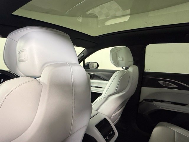 Certified 2024 Cadillac Lyriq Luxury RWD image 24