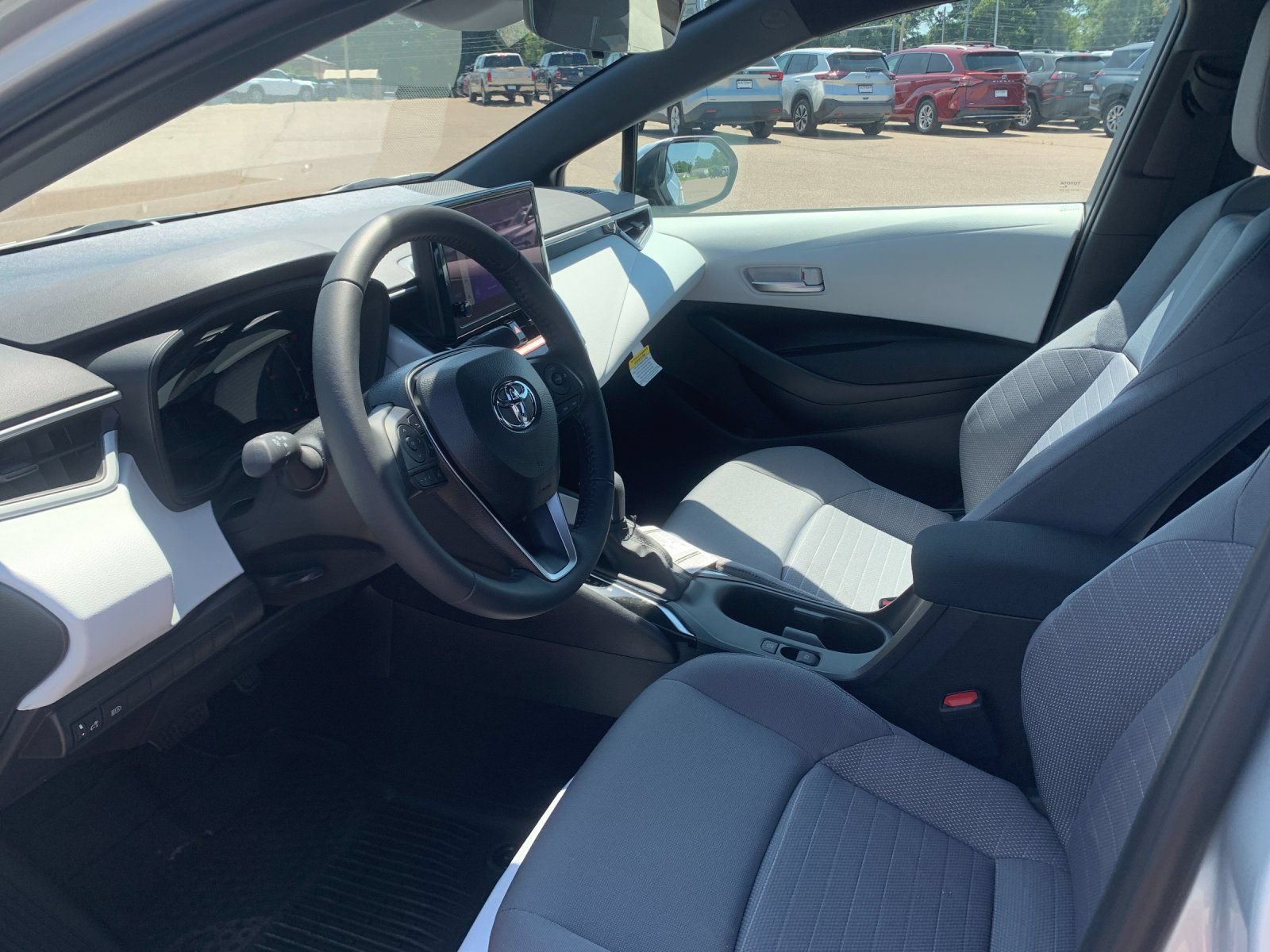 New 2026 Toyota Corolla SE FWD image 10