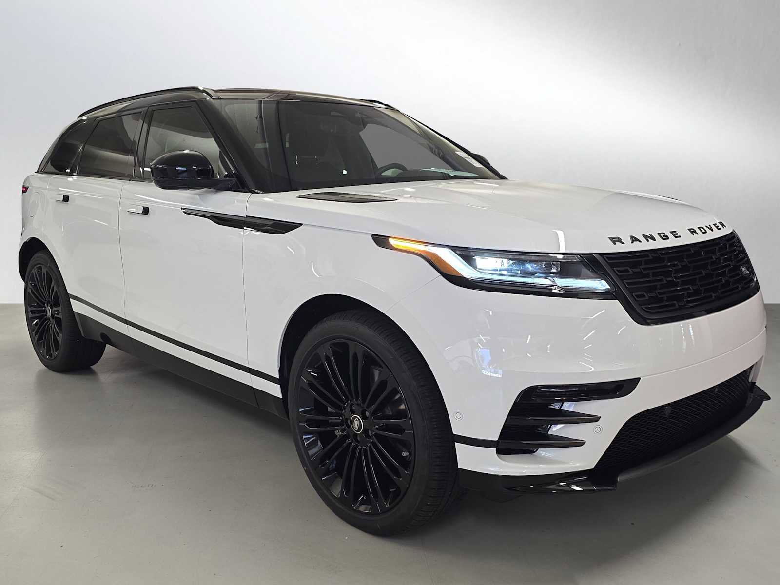 New 2026 Land Rover Range Rover Velar Dynamic SE image 7