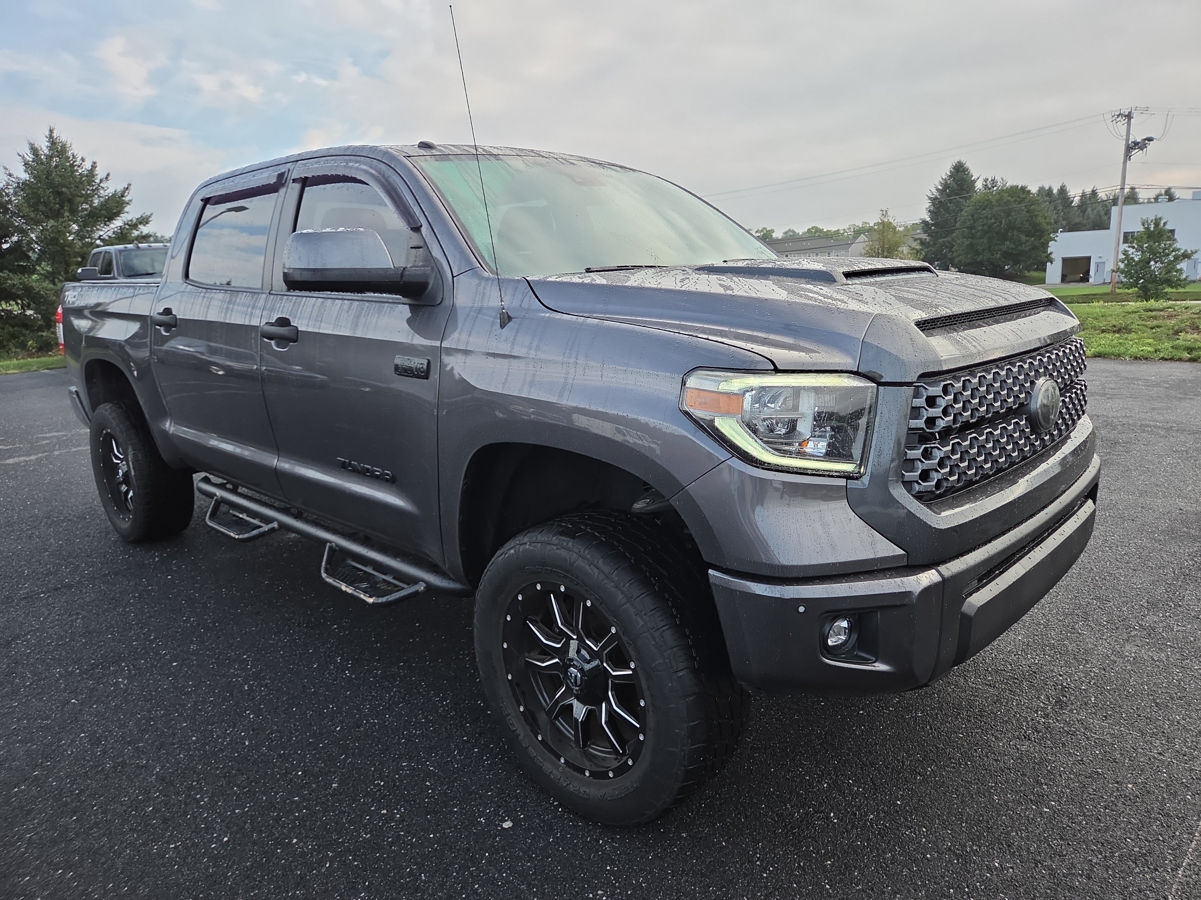 Used 2018 Toyota Tundra SR5 w/ TRD Sport Package AWD/4WD image 19