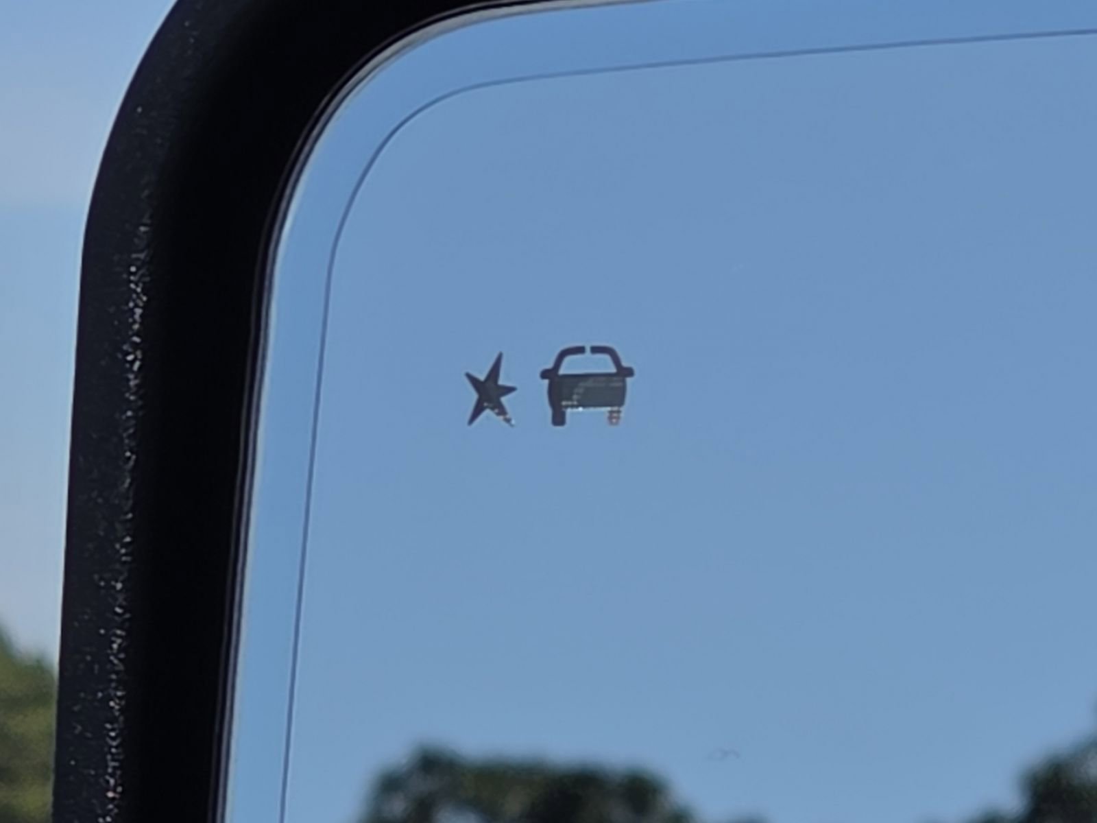 New 2026 GMC Sierra 2500 SLT image 15