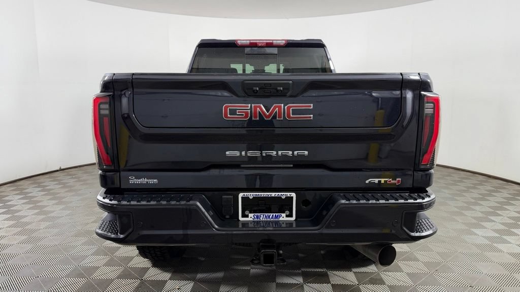 Used 2024 GMC Sierra 2500 AT4 w/ AT4 Premium Plus Package AWD/4WD image 7