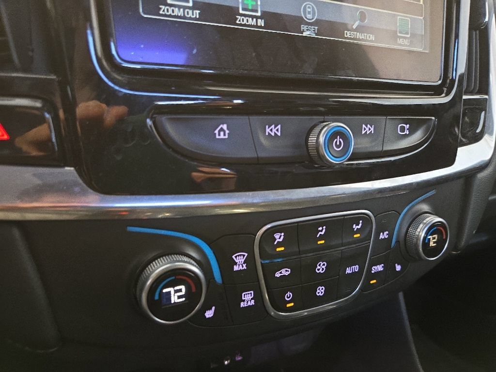 Used 2018 Chevrolet Traverse LT AWD/4WD image 18