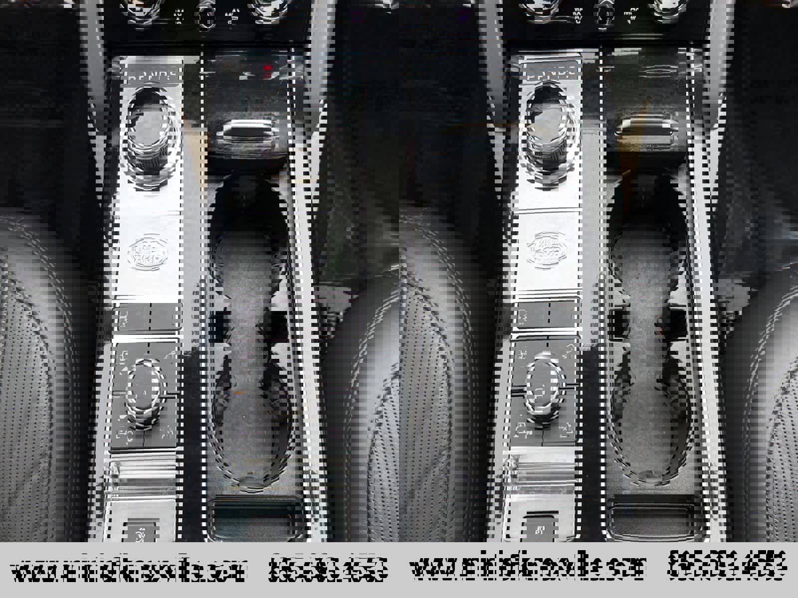 Used 2020 Land Rover Range Rover HSE image 24