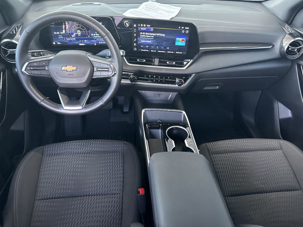 Used 2025 Chevrolet Equinox LT image 18