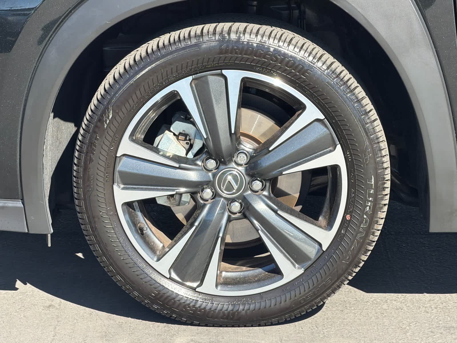 Certified 2025 Lexus UX 300h FWD w/ Accessory Package (Z2) image 31