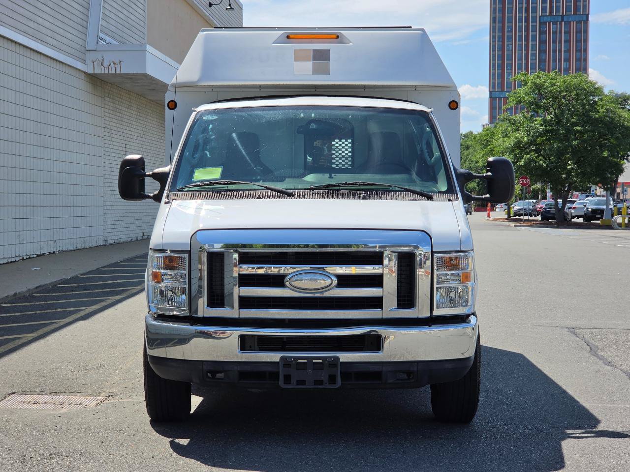 Used 2014 Ford E-350 and Econoline 350 Super Duty w/ Power Windows & Locks Group RWD image 2