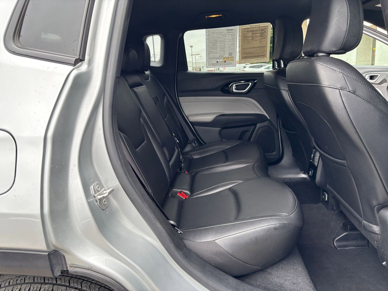 Used 2025 Jeep Compass Limited AWD/4WD image 40