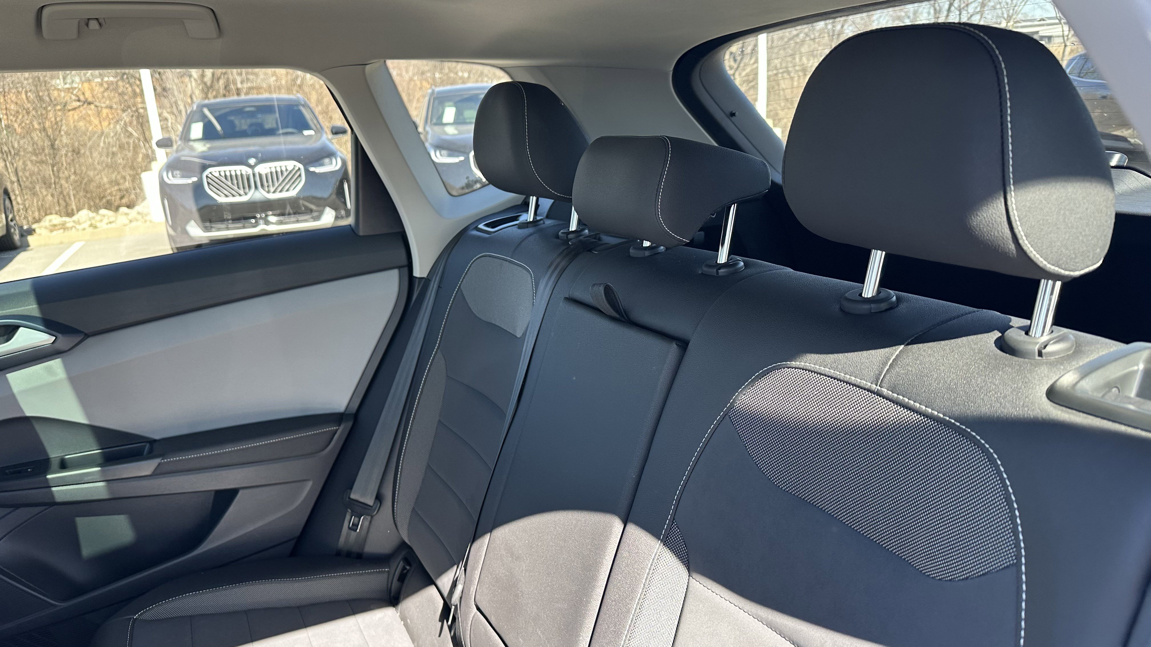 Used 2024 Volkswagen Taos SE w/ Panoramic Sunroof Package image 32