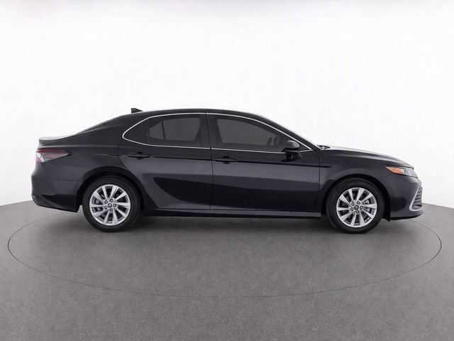 Used 2023 Toyota Camry LE FWD image 8