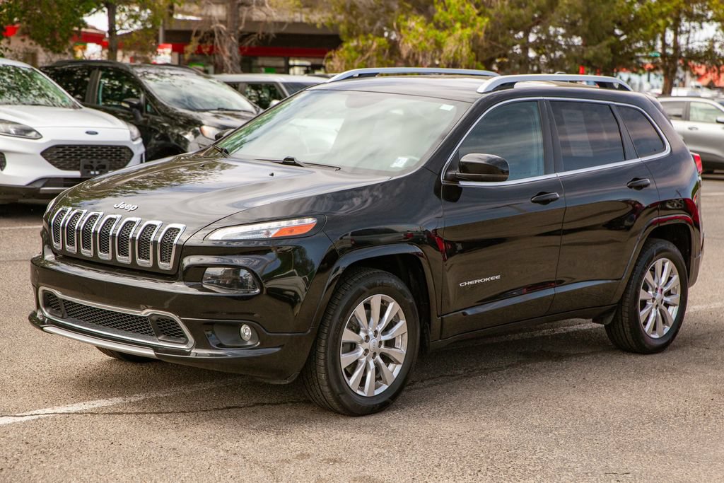 Used 2018 Jeep Cherokee Overland AWD/4WD image 9