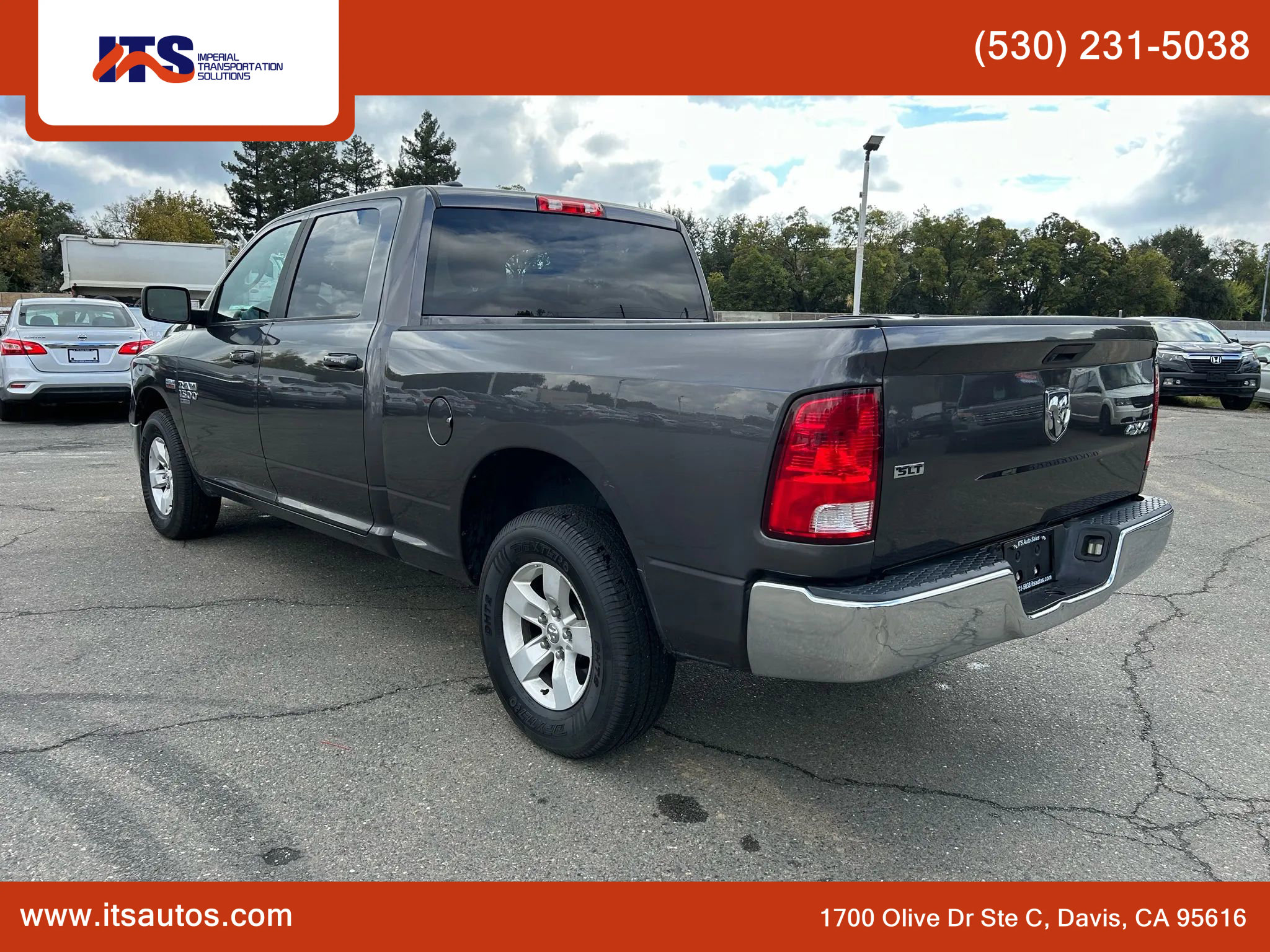 Used 2021 RAM 1500 Classic SLT image 3