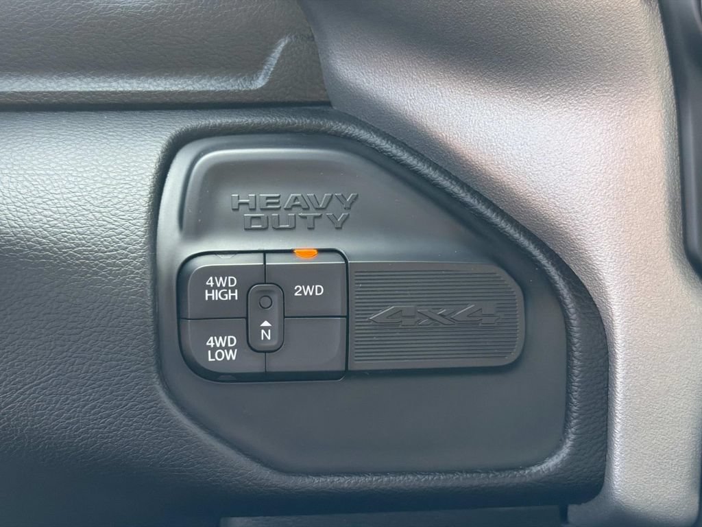 Used 2024 RAM 3500 Big Horn AWD/4WD image 29