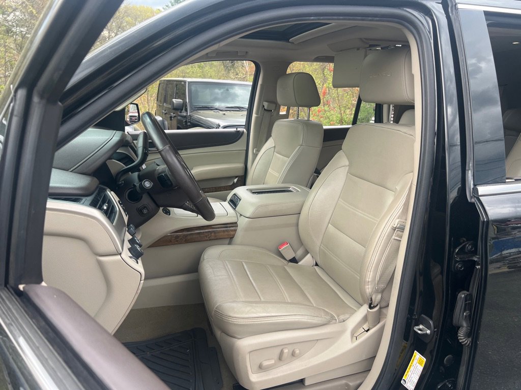 Used 2015 GMC Yukon Denali w/ Open Road Package image 15