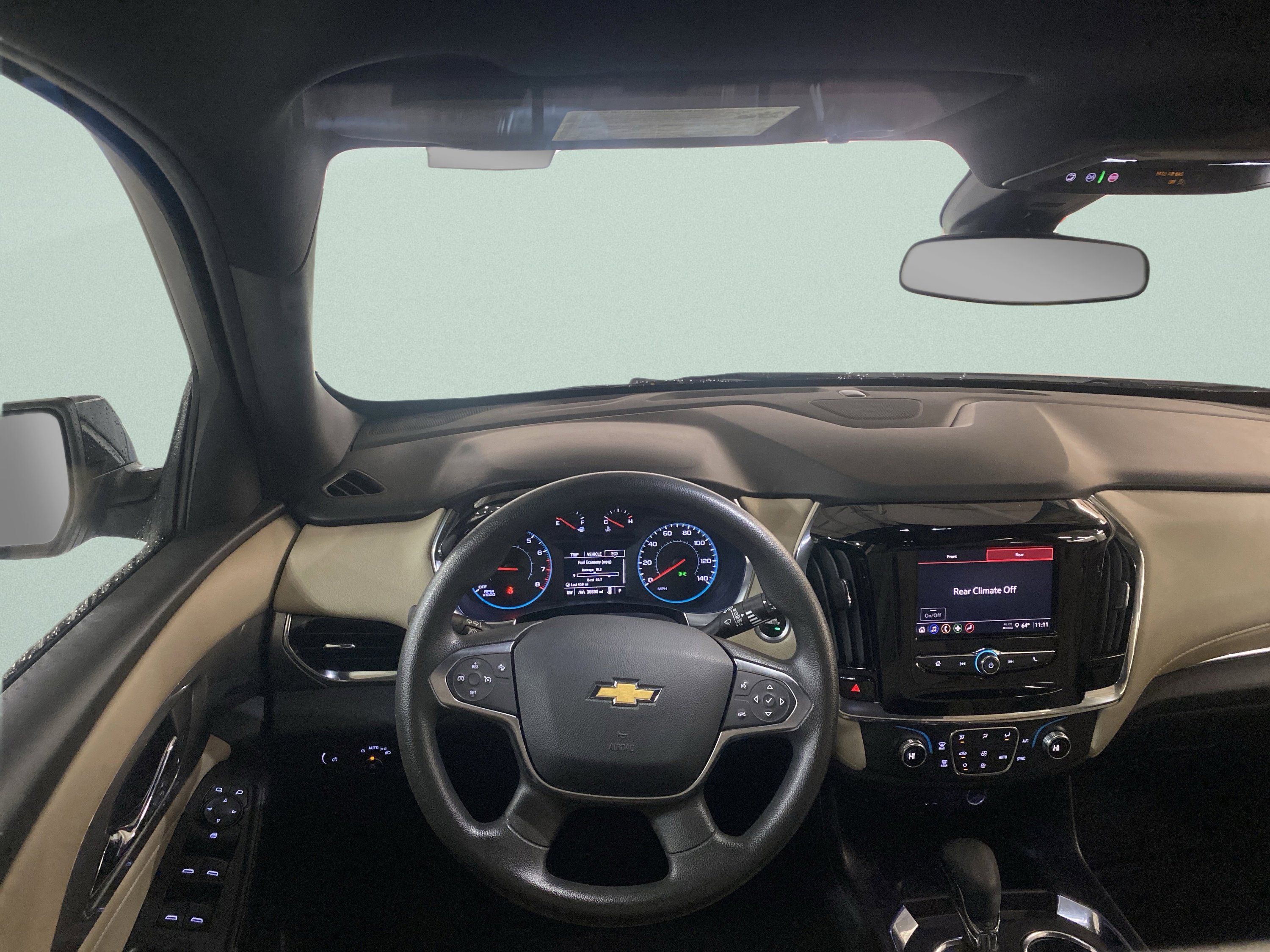 Used 2023 Chevrolet Traverse LS image 18
