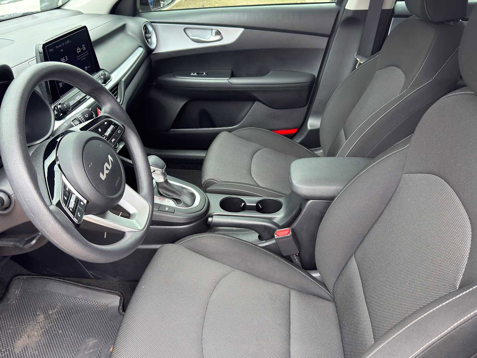 Certified 2024 Kia Forte LX FWD image 7